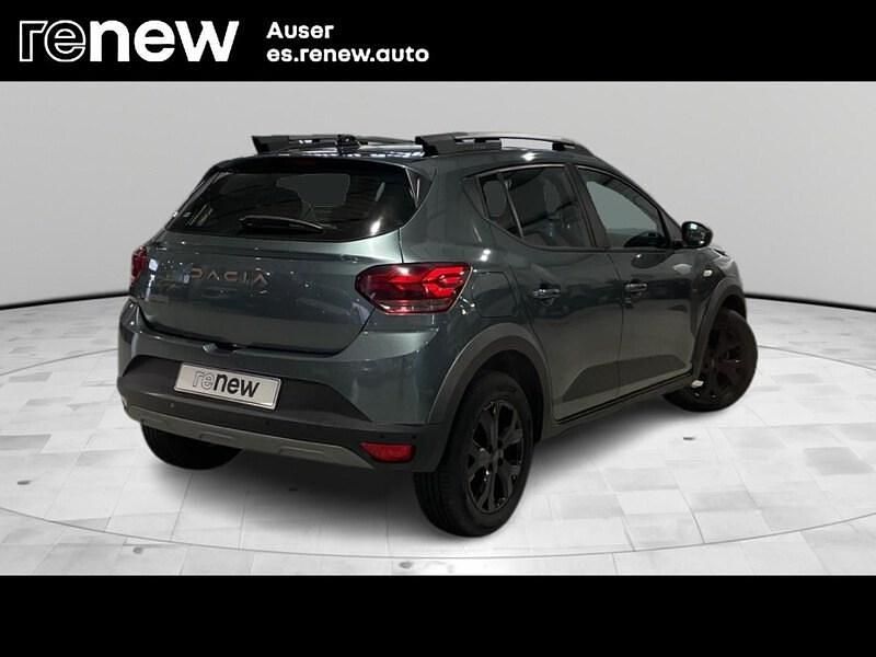 Usado Dacia Sandero Extreme 100 CV (73 kW) 2025 Verde Berlina