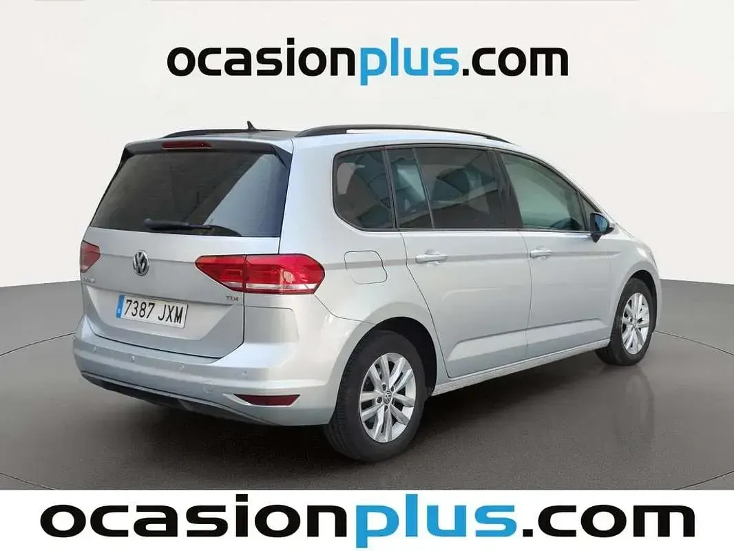 Usado VW Touran Edition 116 CV (85 kW) 2017 Gris Monovolumen