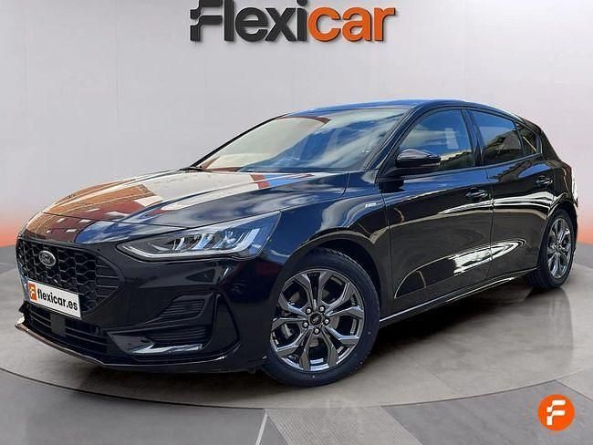 Usado Ford Focus ST-Line 125 CV (91 kW) 2023 Negro Berlina