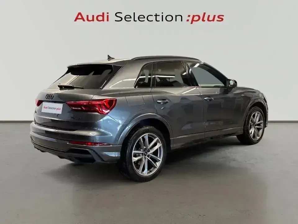Usado Audi Q3 150 CV (110 kW) 2023 Gris SUV