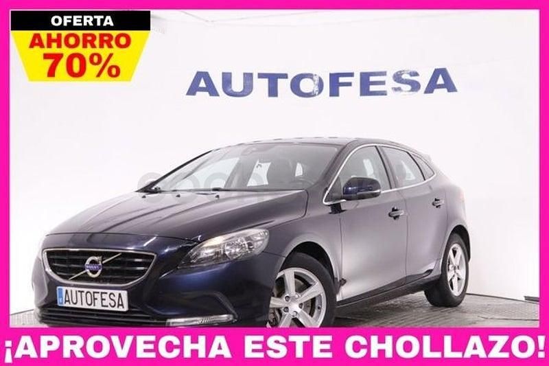 Usado Volvo V40 Momentum 150 CV (110 kW) 2015 Azul Berlina