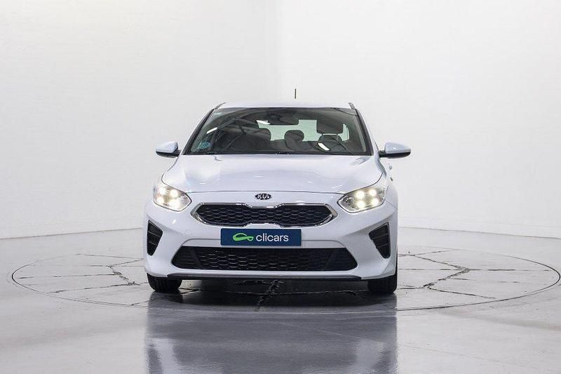 Usado Kia Ceed 120 CV (88 kW) 2020 Blanco Utilitario