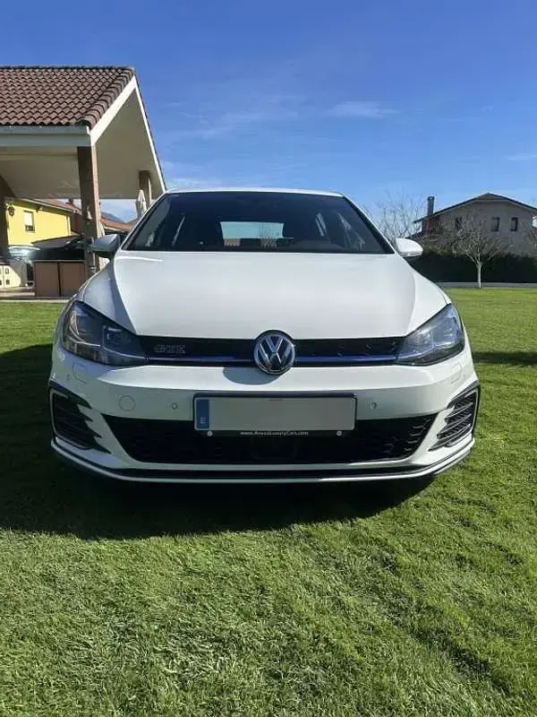 Usado VW Golf VII GTE 204 CV (150 kW) 2017 Blanco Utilitario