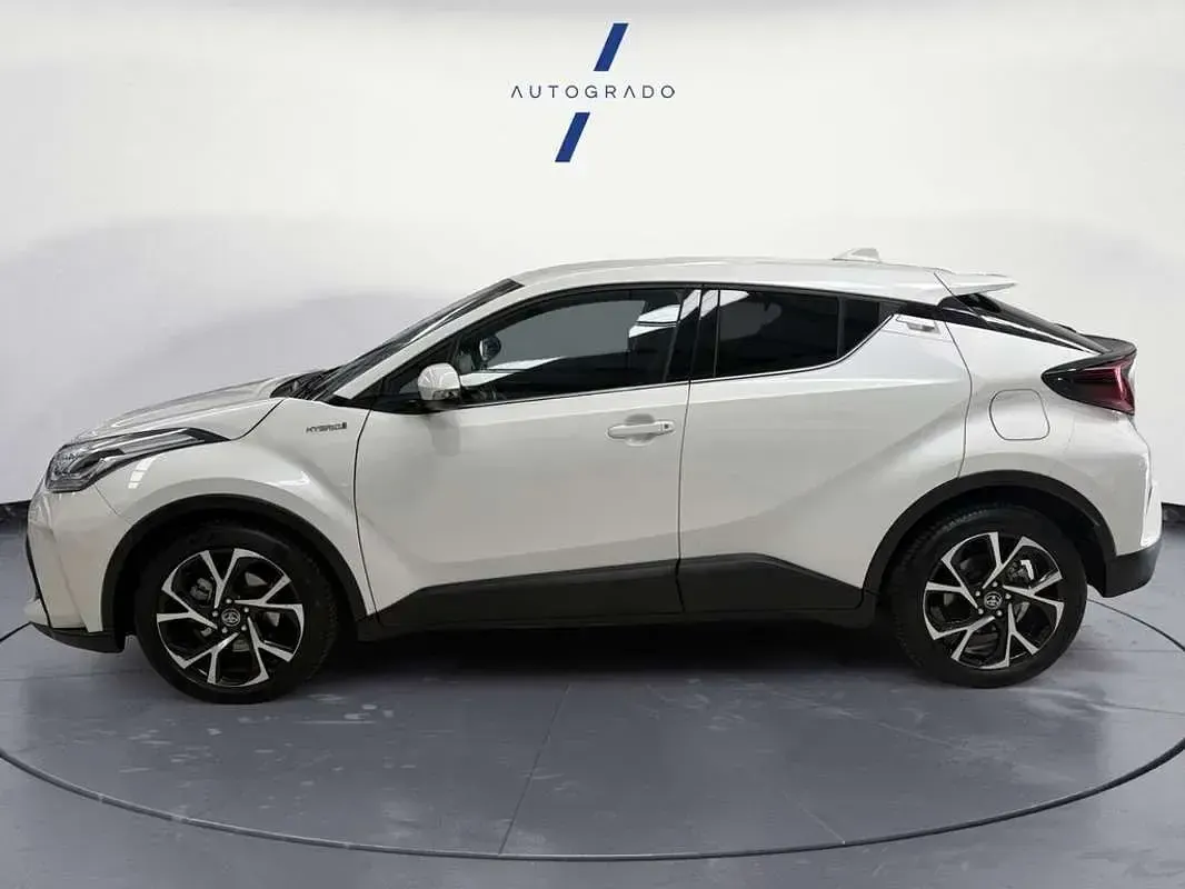 Usado Toyota C-HR Advance 122 CV (89 kW) 2022 Blanco SUV