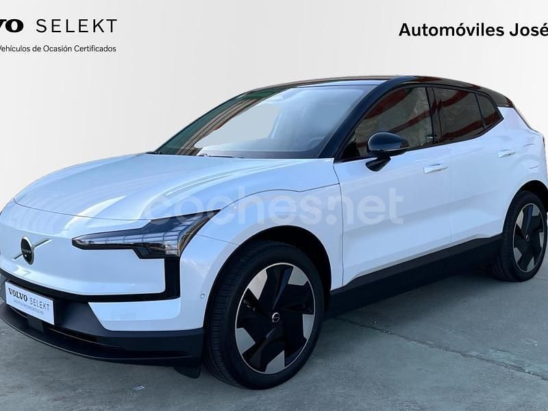 Blanco Usado 2024 Volvo EX30 Ultra SUV | 45.300 € - Imagen 1/4