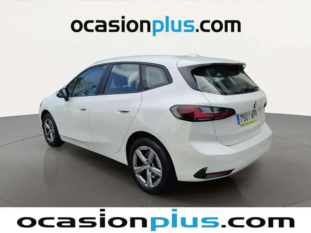 Usado BMW 218 Active Tourer 136 CV (100 kW) 2024 Blanco Monovolumen