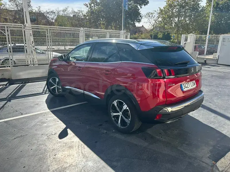 Usado Peugeot 3008 GT-line 130 CV (95 kW) 2020 Rojo SUV