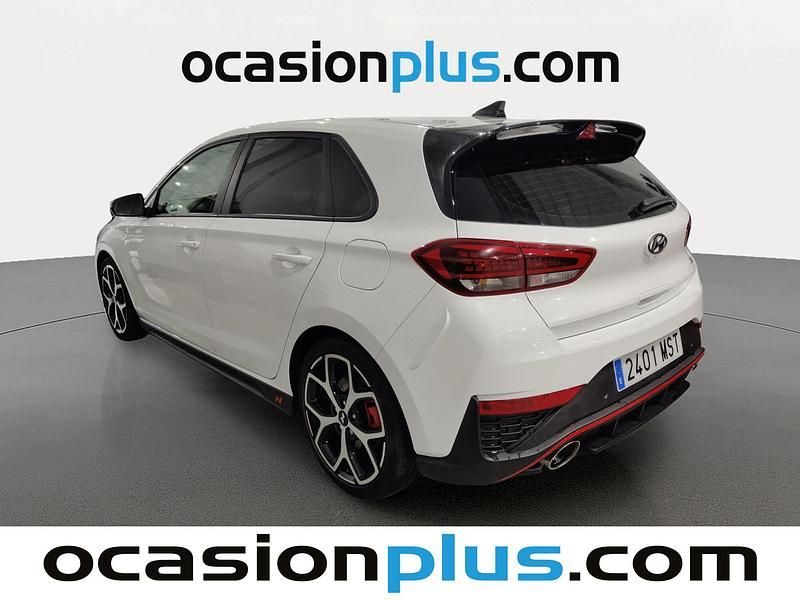 Usado Hyundai i30 250 CV (183 kW) 2024 Blanco Berlina