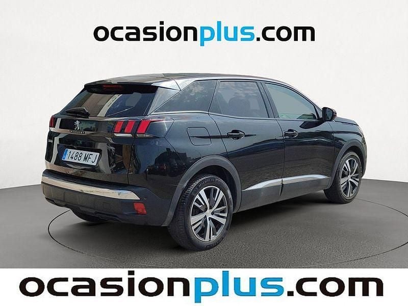 Usado Peugeot 3008 Allure 131 CV (96 kW) 2023 Negro SUV