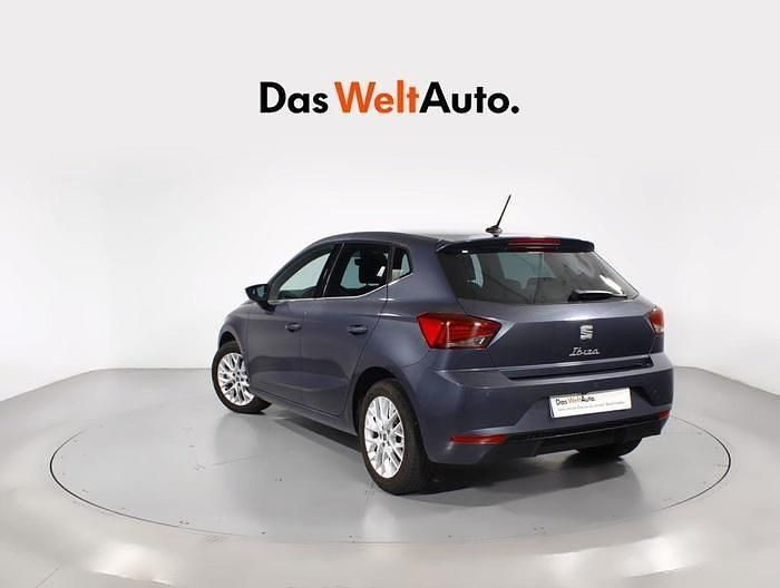 Gris Usado 2024 Seat Ibiza Berlina | 17.900 € (Precio justo) - Imagen 1/2