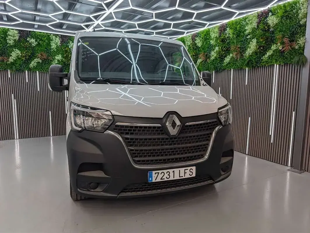 Usado Renault Master 150 CV (110 kW) 2021 Blanco Monovolumen