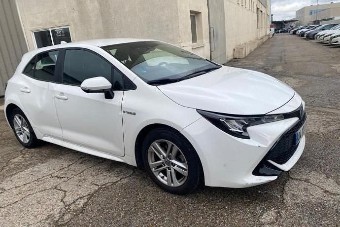 Usado Toyota Corolla Active 122 CV (89 kW) 2021 Blanco Utilitario