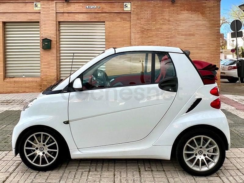 Usado Smart ForTwo Cabrio Passion 54 CV (39 kW) 2011 Blanco Descapotable