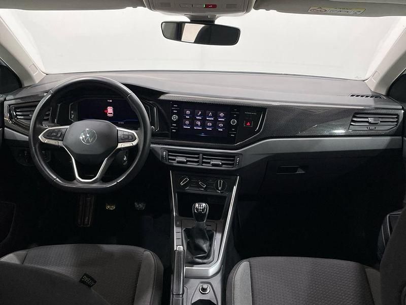Usado VW Polo Life 95 CV (69 kW) 2022 Blanco Utilitario