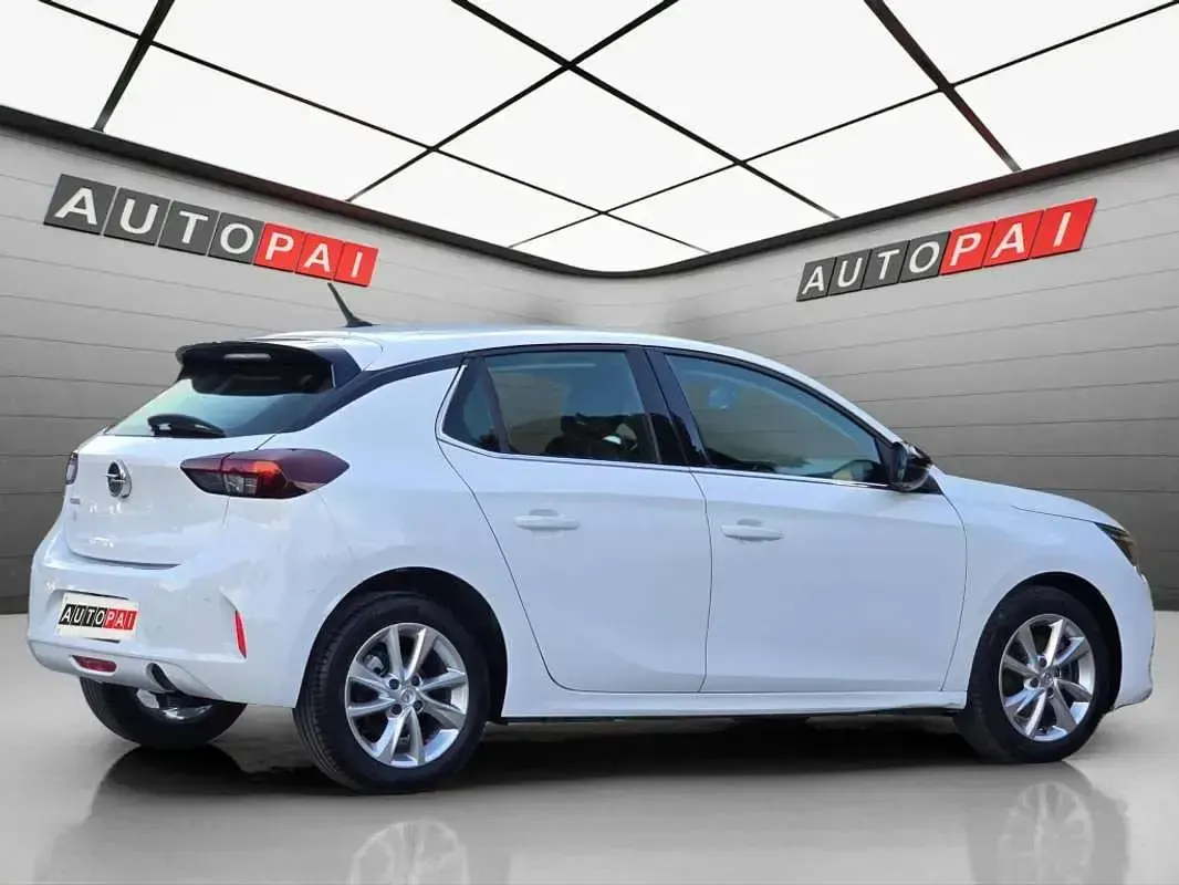 Usado Opel Corsa Elegance 101 CV (74 kW) 2022 Blanco Utilitario