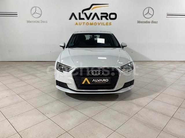 Usado Audi A3 116 CV (85 kW) 2019 Blanco Berlina