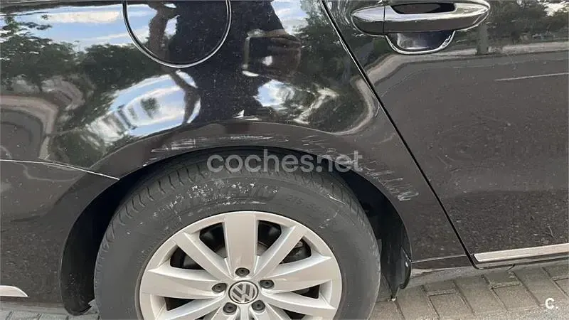 Usado VW Passat Advance 140 CV (102 kW) 2014 Negro Familiar