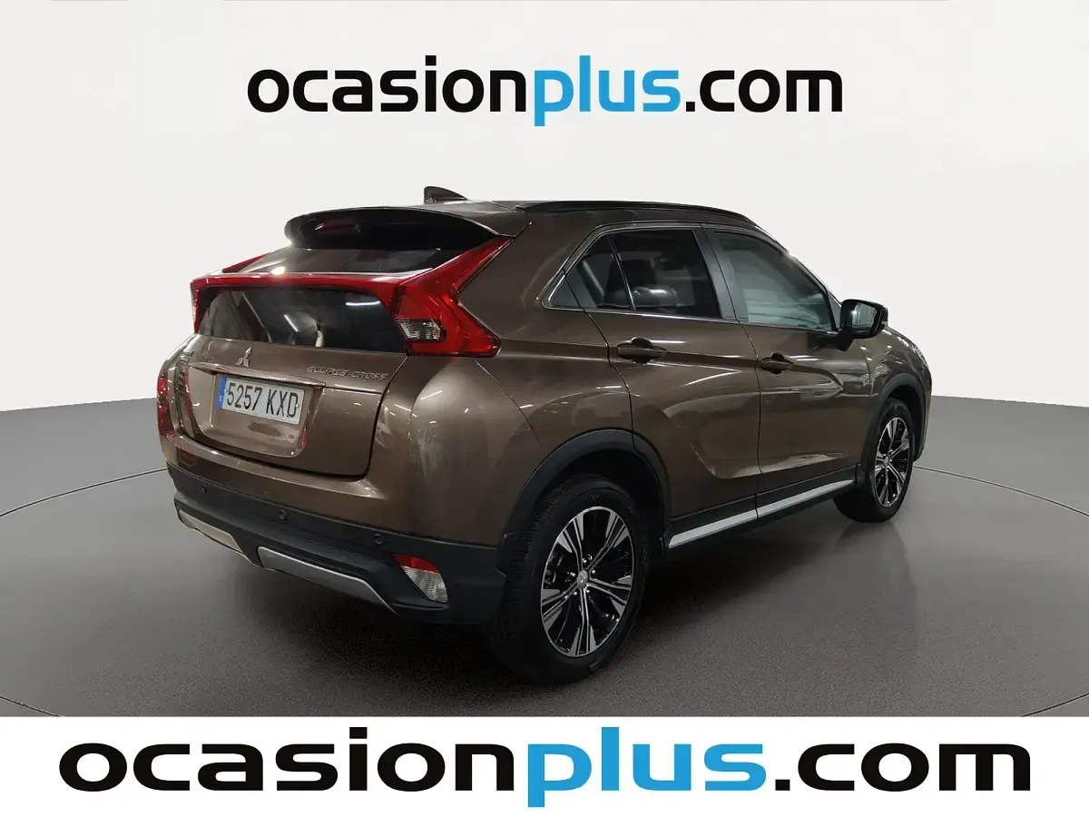 Usado Mitsubishi Eclipse Cross Motion 163 CV (119 kW) 2019 Marrón SUV