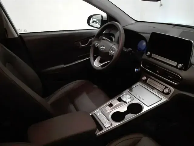 Usado Hyundai Kona Style 204 CV (150 kW) 2020 SUV