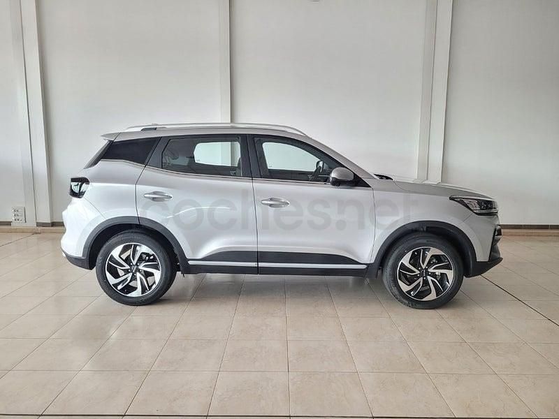 Usado EVO Evo 4 106 CV (77 kW) 2025 Gris / plata SUV