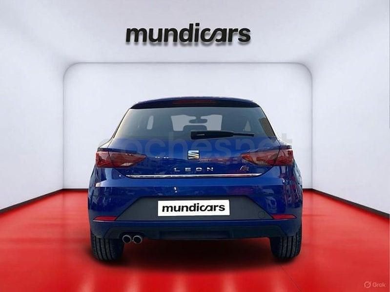 Usado Seat Leon FR 150 CV (110 kW) 2018 Azul Berlina