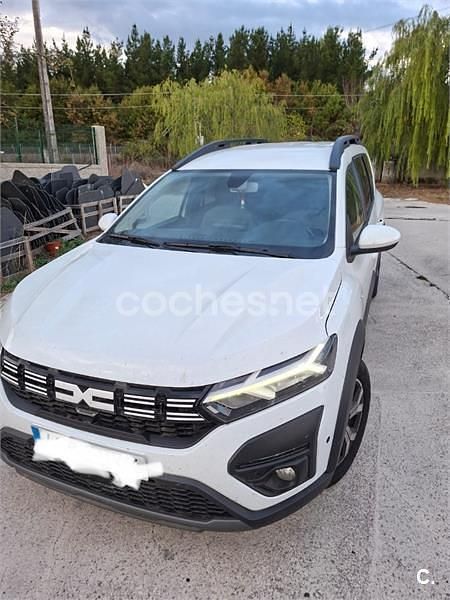 Blanco Usado 2023 Dacia Jogger Expression Monovolumen | 17.500 € (Precio justo) - Imagen 1/4