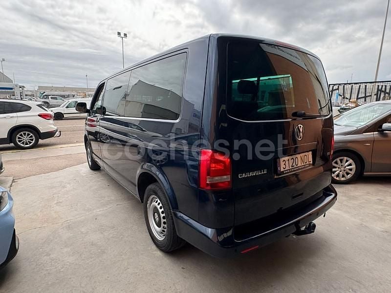 Usado VW Caravelle Trendline 140 CV (102 kW) 2011 Azul Monovolumen