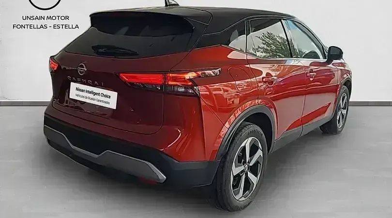 Usado Nissan Qashqai N-Connecta 140 CV (102 kW) 2022 Fuji sunset con techo midnight SUV
