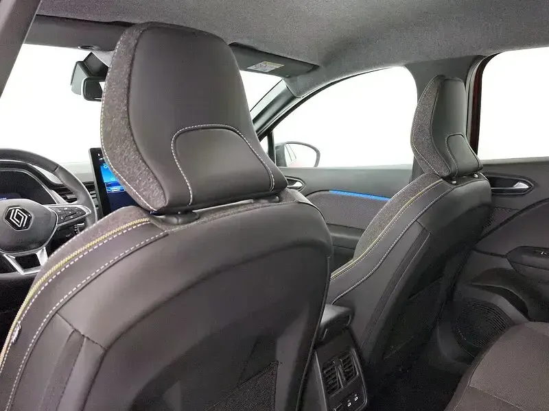 Usado Renault Captur Techno 101 CV (74 kW) 2025 SUV