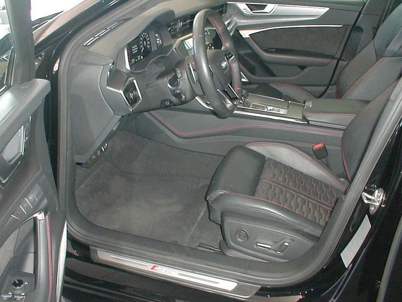 Usado Audi RS6 Exclusive 600 CV (441 kW) 2021 Negro Familiar