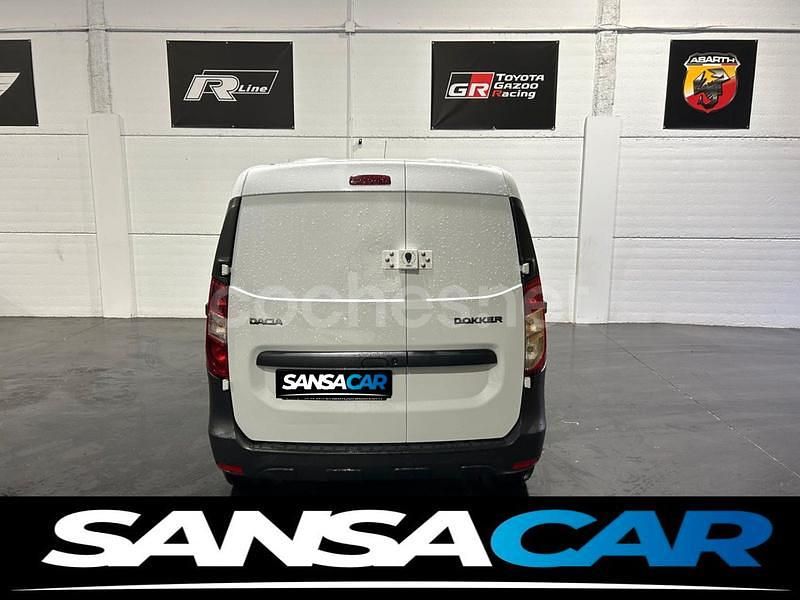Usado Dacia Dokker Essentiel 95 CV (69 kW) 2020 Blanco Monovolumen