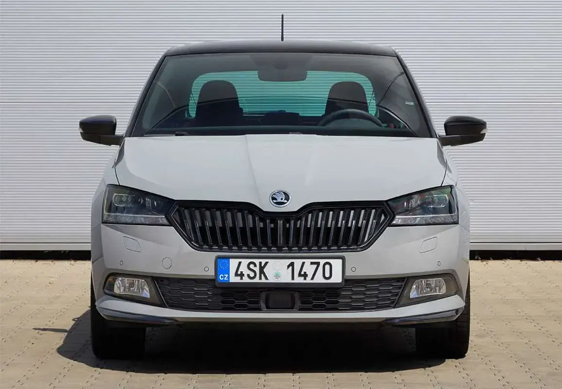 Usado Skoda Fabia Ambition 75 CV (55 kW) 2019 Blanco Utilitario