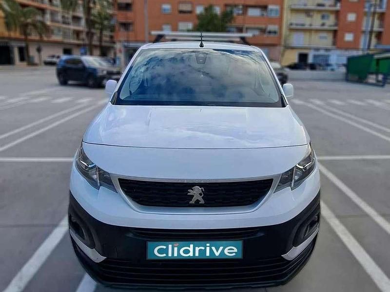 Usado Peugeot Rifter Allure 99 CV (72 kW) 2020 Blanco Monovolumen