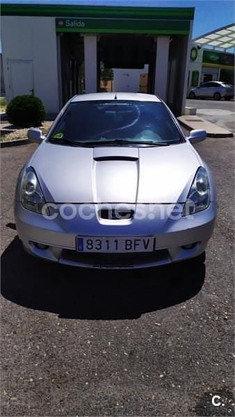Usado Toyota Celica 143 CV (105 kW) 2001 Gris / plata Coupe