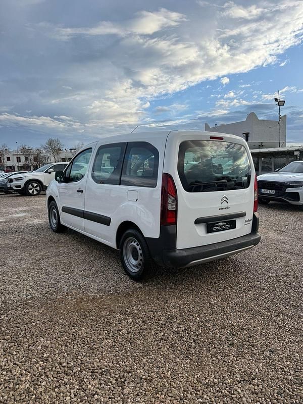 Usado Citroën Berlingo 100 CV (73 kW) 2018 Blanco Monovolumen