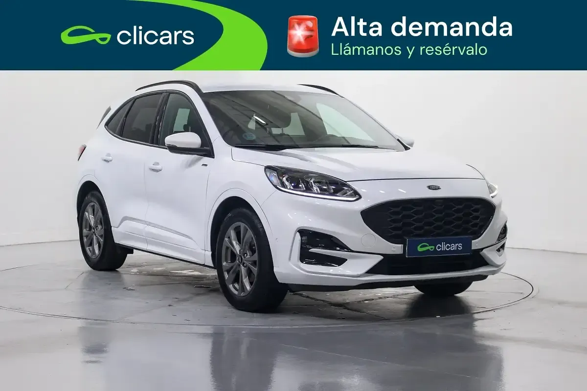 Usado Ford Kuga ST-Line 120 CV (88 kW) 2023 Blanco SUV