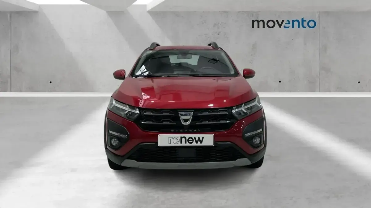 Usado Dacia Sandero Comfort 91 CV (66 kW) 2021 Rojo Berlina