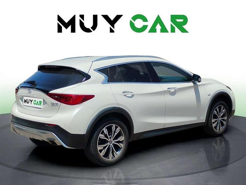 Usado Infiniti QX30 Premium 211 CV (155 kW) 2019 Blanco SUV