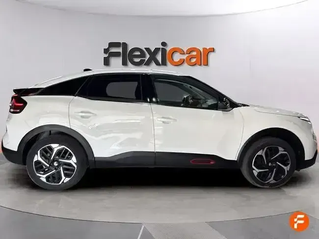 Usado Citroën C4 Feel 130 CV (95 kW) 2023 Blanco SUV