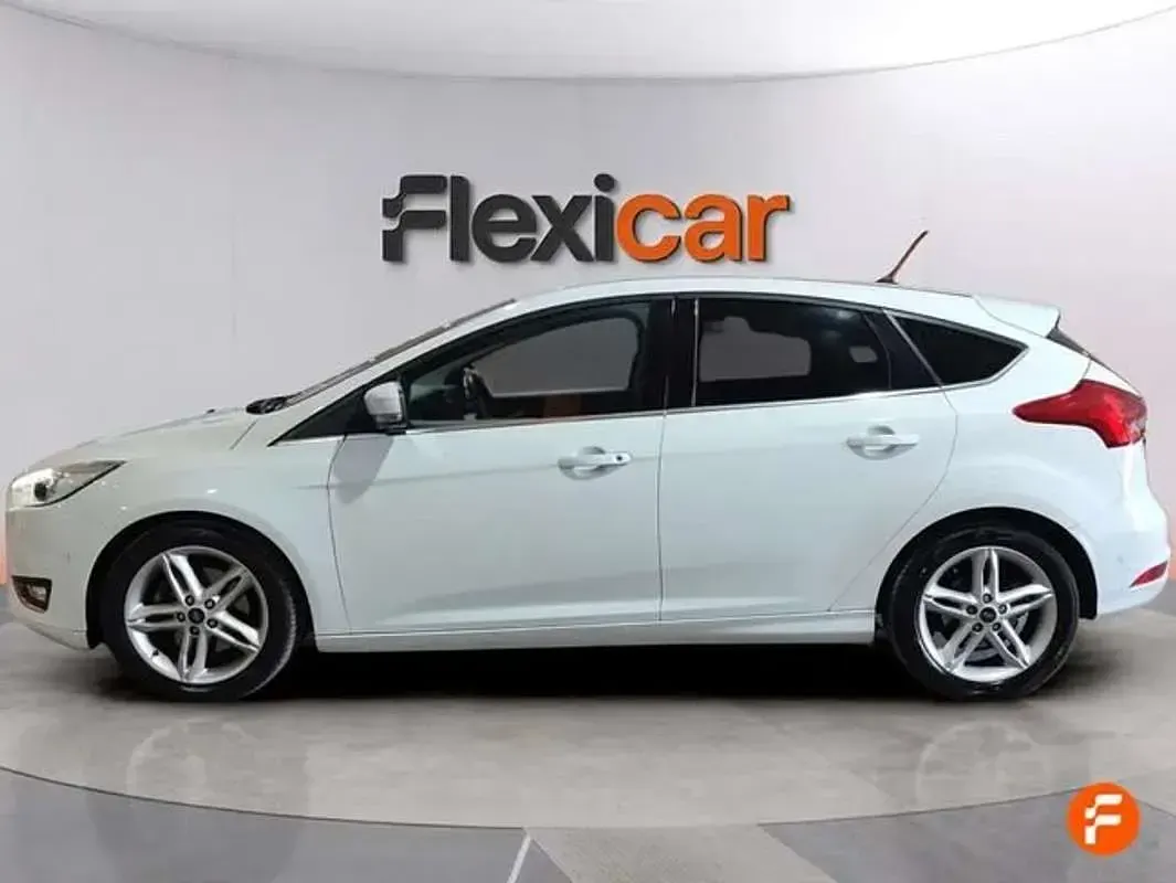 Usado Ford Focus Titanium 150 CV (110 kW) 2017 Blanco Utilitario