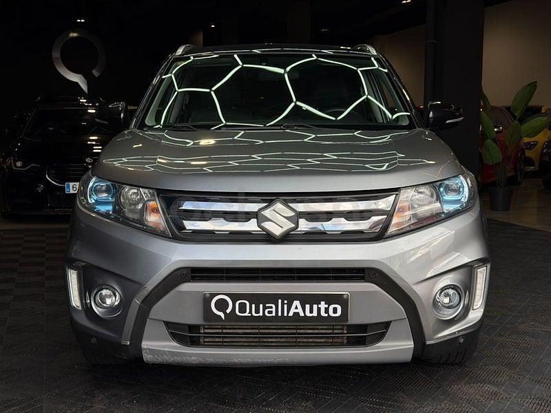Usado Suzuki Vitara GLX 120 CV (88 kW) 2016 Gris / plata SUV
