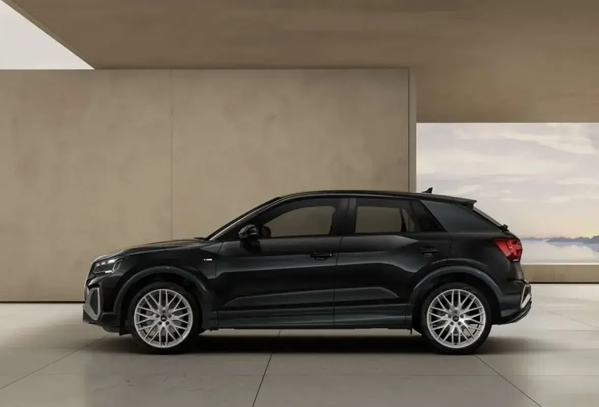 Nuevo Audi Q2 S-Line 150 CV (110 kW) 2026 Negro SUV