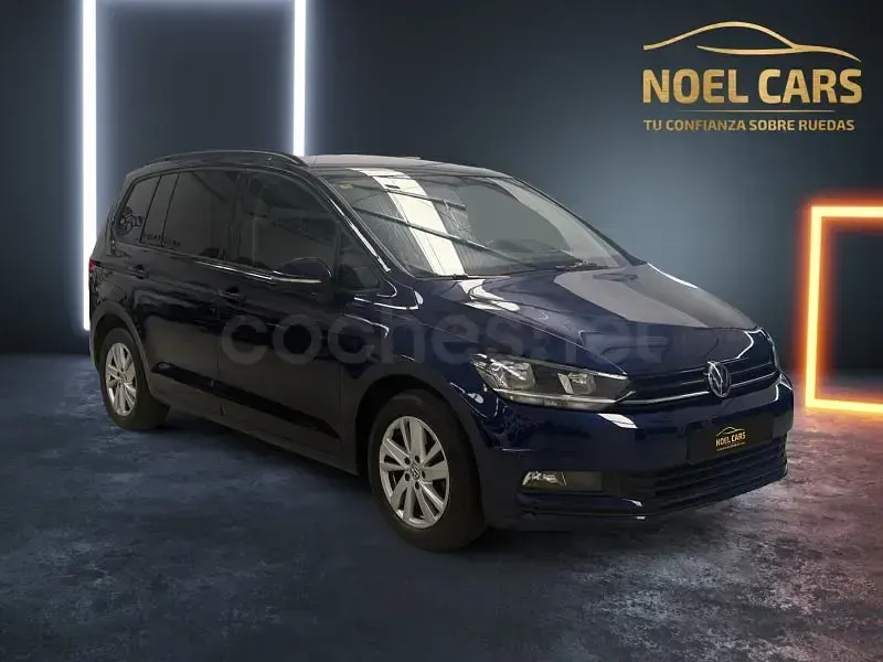 Usado VW Touran Business 115 CV (84 kW) 2020 Azul Monovolumen