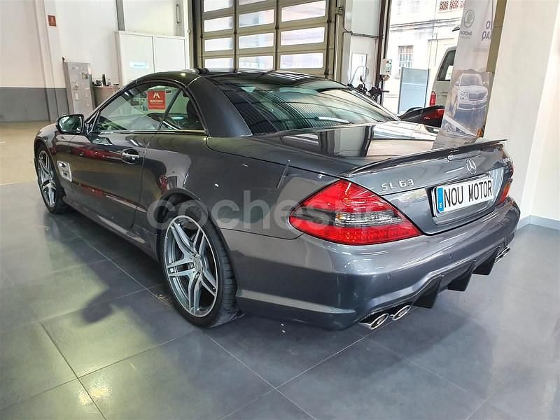 Usado Mercedes SL63 AMG AMG 525 CV (386 kW) 2009 Gris / plata Descapotable
