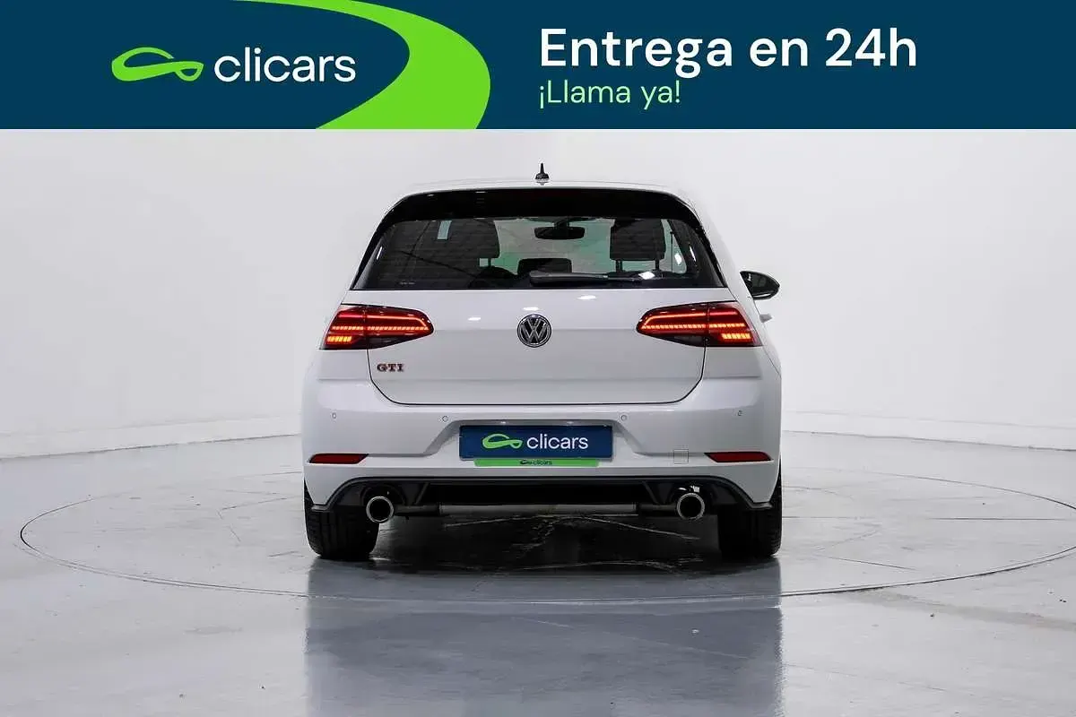 Usado VW Golf VII GTI 245 CV (180 kW) 2019 Blanco Utilitario