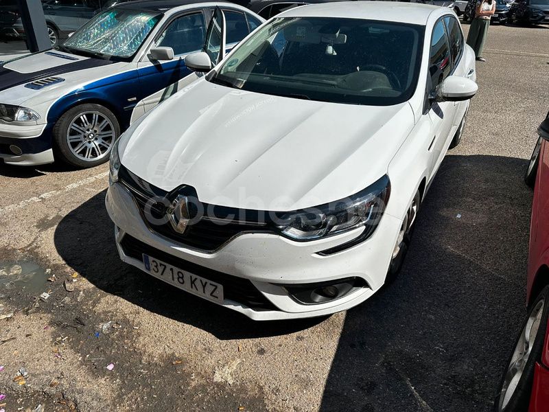 Blanco Usado 2019 Renault Mégane IV LIMITED Berlina | 10.640 € (Buen precio) - Imagen 1/4