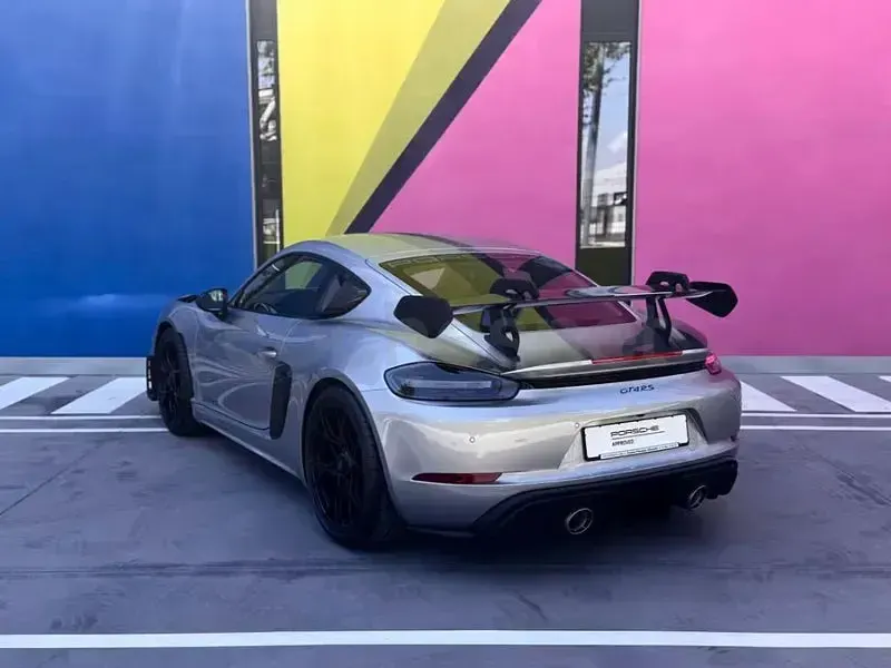 Nuevo Porsche 718 500 CV (367 kW) 2026 Gris / plata Coupe