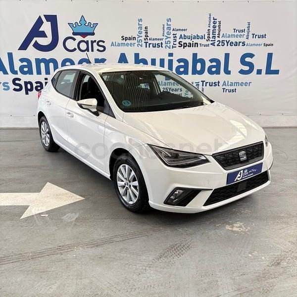 Usado Seat Ibiza Style 110 CV (80 kW) 2022 Blanco Utilitario