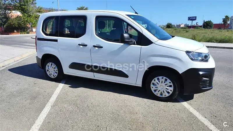 Usado Citroën e-Berlingo Live 100 CV (73 kW) 2018 Blanco Monovolumen