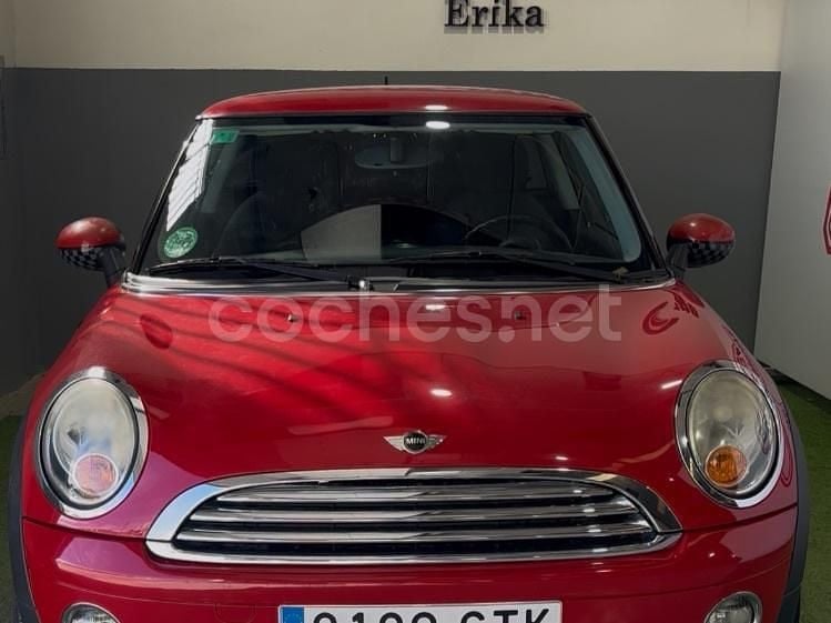 Usado Mini ONE 95 CV (69 kW) 2010 Rojo Utilitario